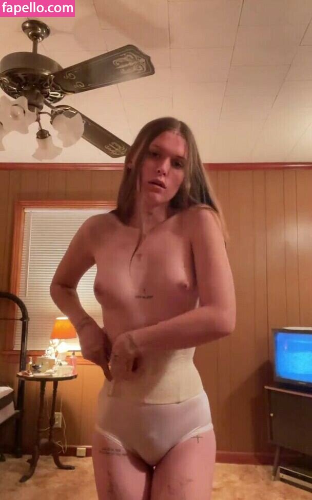 Hellraiser397's tweet photo. @era_____side Here are some more pics 🤭 https://t.co/1XoPBvJ8TN