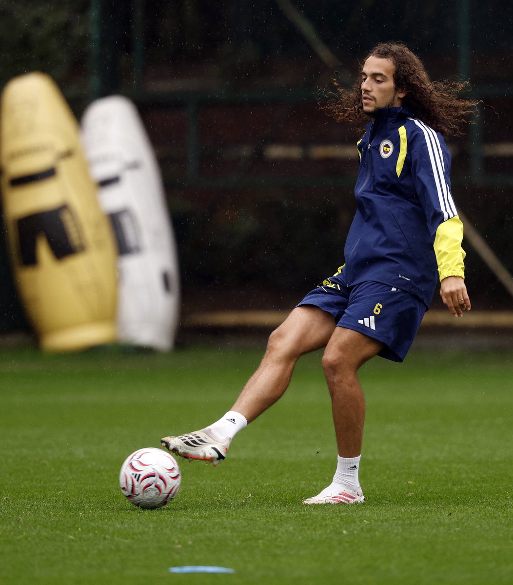 Fenerbahce's tweet photo. 📸 Günü çift antrenmanla tamamladık. https://t.co/IigTpRxPhD