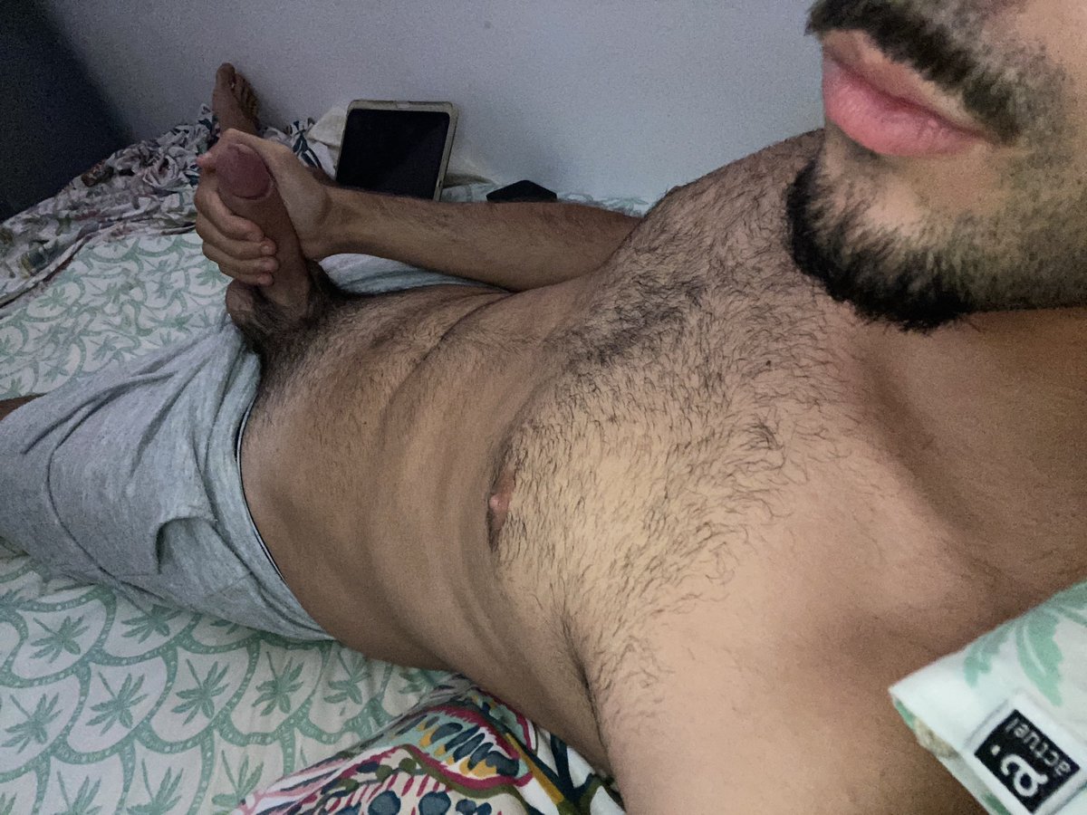 amojoven__'s tweet photo. algun sumiso cachondo para que me saque la leche a bizums? #findom #cashslave #cashmaster #pagafantas #pigpay #sumiso https://t.co/cnvBwQRmwT