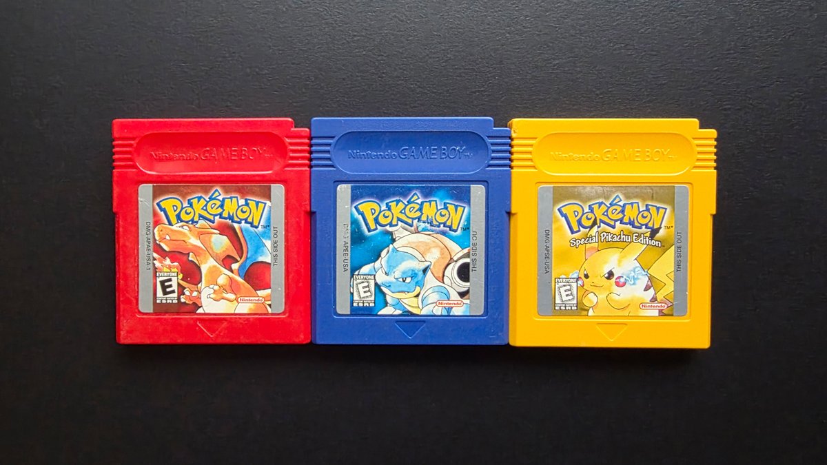 RetroMemoriesHQ tweet picture