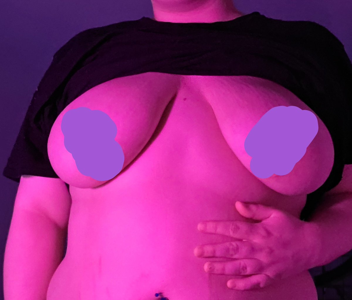 Dramatic_D_Fire's tweet photo. Babe come tip~ it makes me so WET 💦  

https://t.co/ez3HKeR5Jn https://t.co/XpSRKo7IdO
