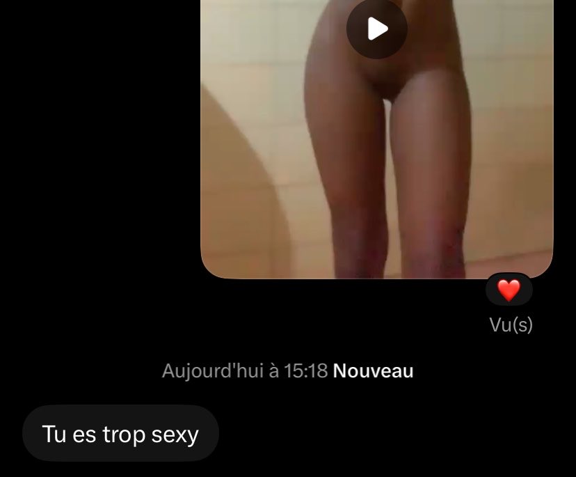 joliajjo's tweet photo. Je rend fou tout les mecs de x 🥵🥵😋😋🤤

#suisse #reunion #iledelareunion #fortdefrance #Schoelcher #abymes #pointapitre #grosmorne #stdenis #steclotide #france #paris #lyon #lille #belgique #toulouse https://t.co/kGhxuXY3Hj