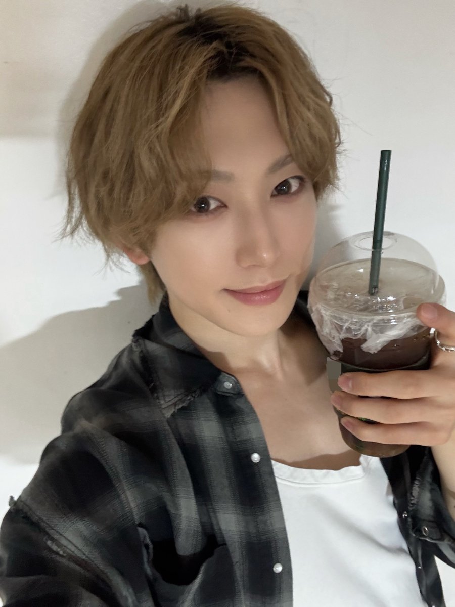 angelnumber98's tweet photo. fuma’s here 💗 https://t.co/xGeVMwBCY2