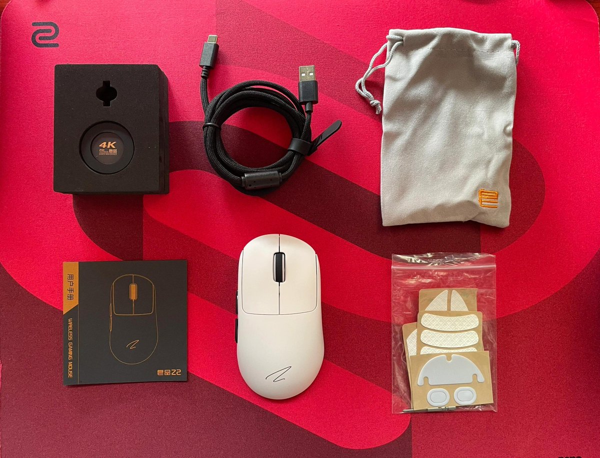 minixpcofficial's tweet photo. Zaopin Z2 🫨

- Weight: ~65g
- Size: 123×64×39.5mm
- Sensor: PAW3395
- MCU: Nordic 52840
- DPI: up to 26K
- Switches: TTC Gold, hot-swappable
- Polling: 4000Hz
- Ergonomic right-handed mouse for medium-large hands

Link:https://t.co/D8eTlClr4T https://t.co/stUQye7UEF