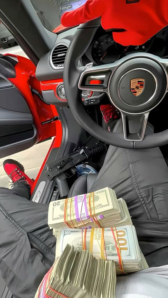 MARVELLOUSMIZE's tweet photo. Rule no 1 never think it can’t happen to you 
Grind to they kingdom come https://t.co/WukithxjbE