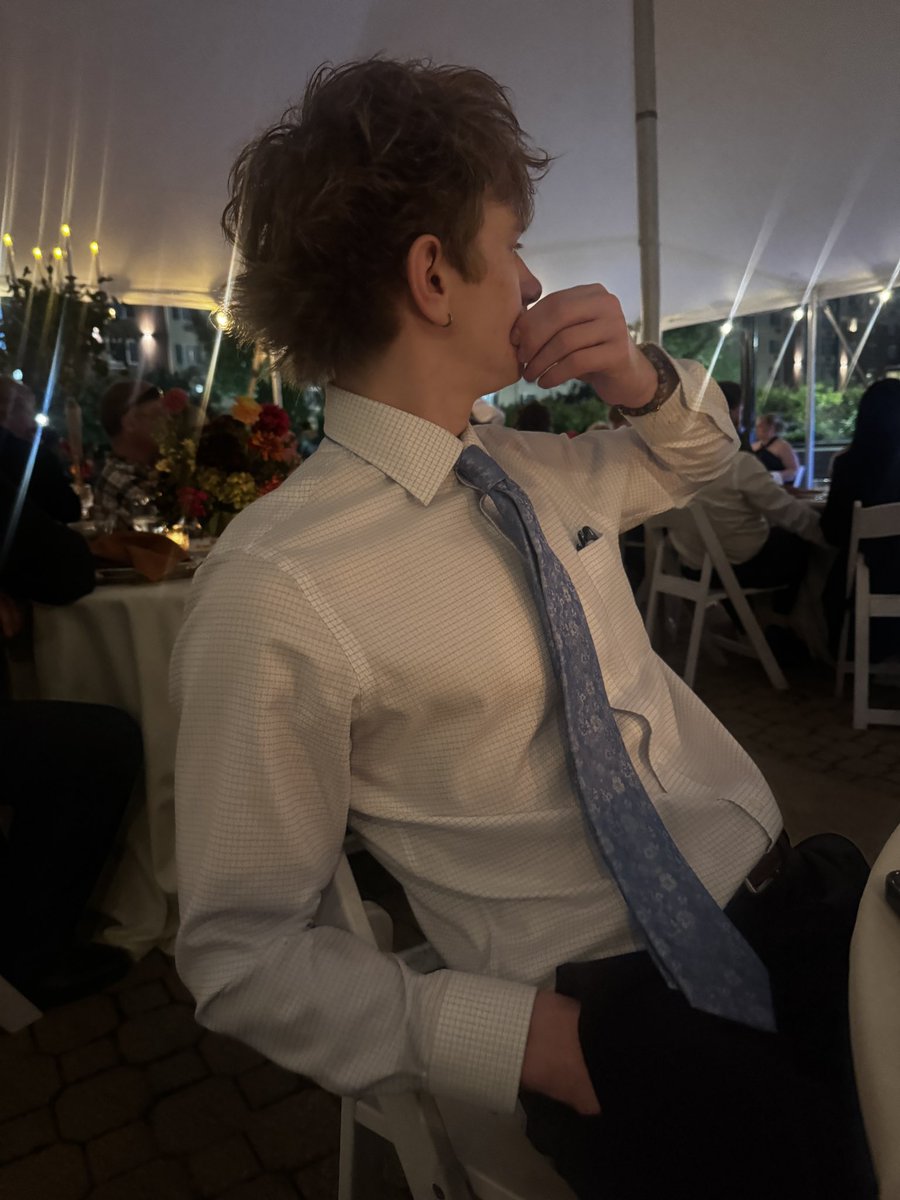 mompleaser_'s tweet photo. what a fucking man holy shit https://t.co/n3Tv6XbY49