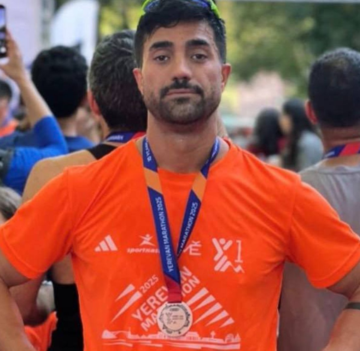 Mojtabapacino's tweet photo. روزی تو تقویم نیست که یاد جنایات شما نیفتیم.
روز آتش‌نشان مبارکت حمید جان قهرمان...
#حمید_مهدوی https://t.co/Ex2qoU3Q3v