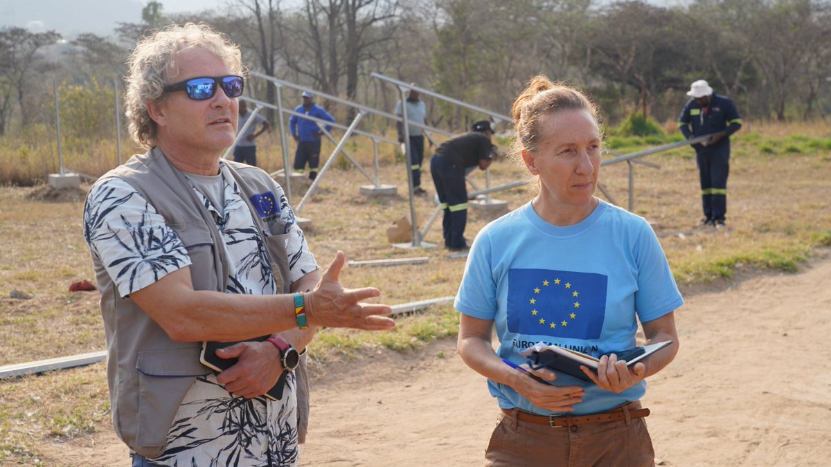 FAOZimbabwe's tweet photo. @euinzim @BMZ_Bund @MeasAcp @EU_Partnerships @FAOfish @faosfsafrica @FAOAfrica 🔋🐟 Solar power + cold storage = new possibilities for fisheries.
At the Odzi value chain facility, solar systems & cold-chain equipment are now on site & ready for installation.
An important step towards transforming fish handling, storage & market access.
#FISH4ACP https://t.co/gSKk00AY2P