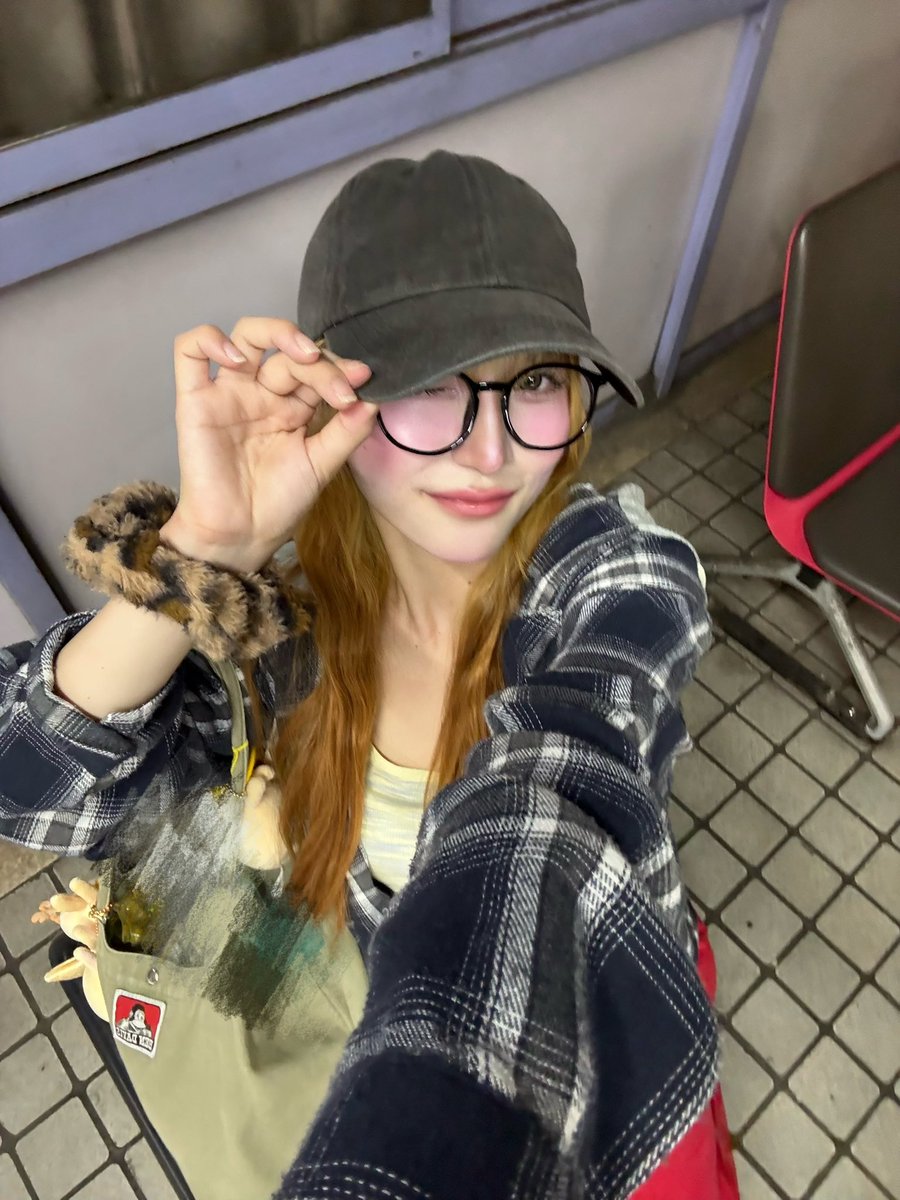 0o_min_min's tweet photo. 皆毎日おつかれｻﾏ🌟

#自撮り界隈 https://t.co/091vLijnaf