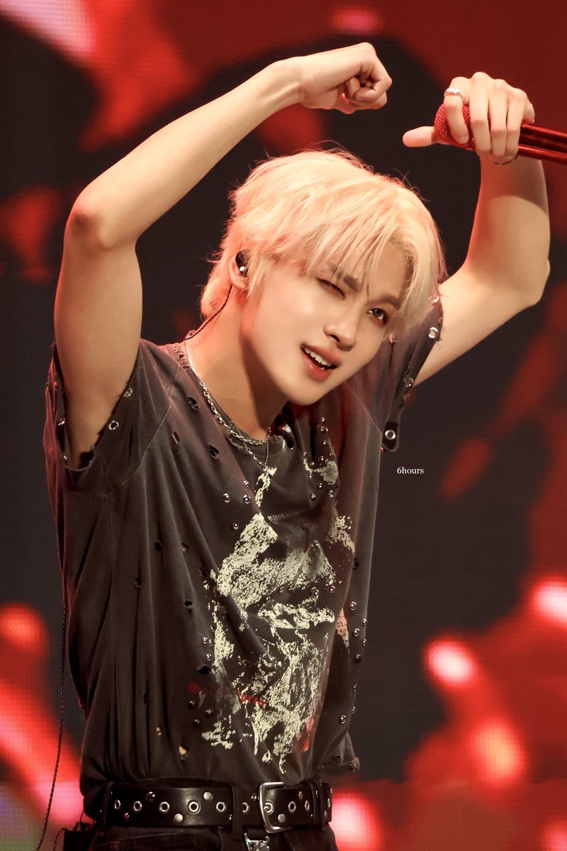 9hours_11's tweet photo. 해찬 이제 윙크 잘함 https://t.co/iCz4OfRUAp