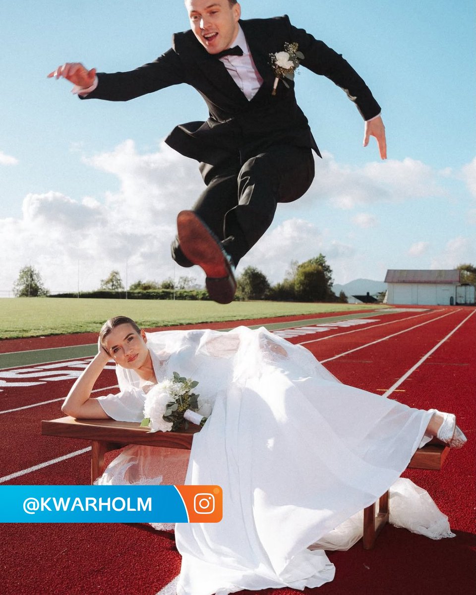 EuroAthletics's tweet photo. The perfect wedding photo doesn't exi- 🤩

Congratulations to Karsten Warholm &amp; his partner Oda on their marriage! 💒🥂

#EuropeanAthletics https://t.co/wVhV2kKGGP