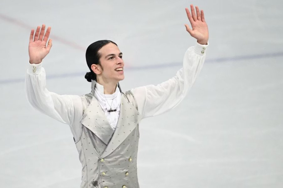 fs_gossips's tweet photo. Petr Gumennik: “Even though I didn’t place particularly high at the Games, the result didn’t upset me, because I know for sure that I did everything that depended on me at that moment. Yes, I was judged quite strictly, but I see that rather positively.”

https://t.co/RPNlotGgPB
Click the link to read the full translation⛸

photo RIA Novosti

#iceskate #iceskating #フィギュアスケート #figureskate #figureskating