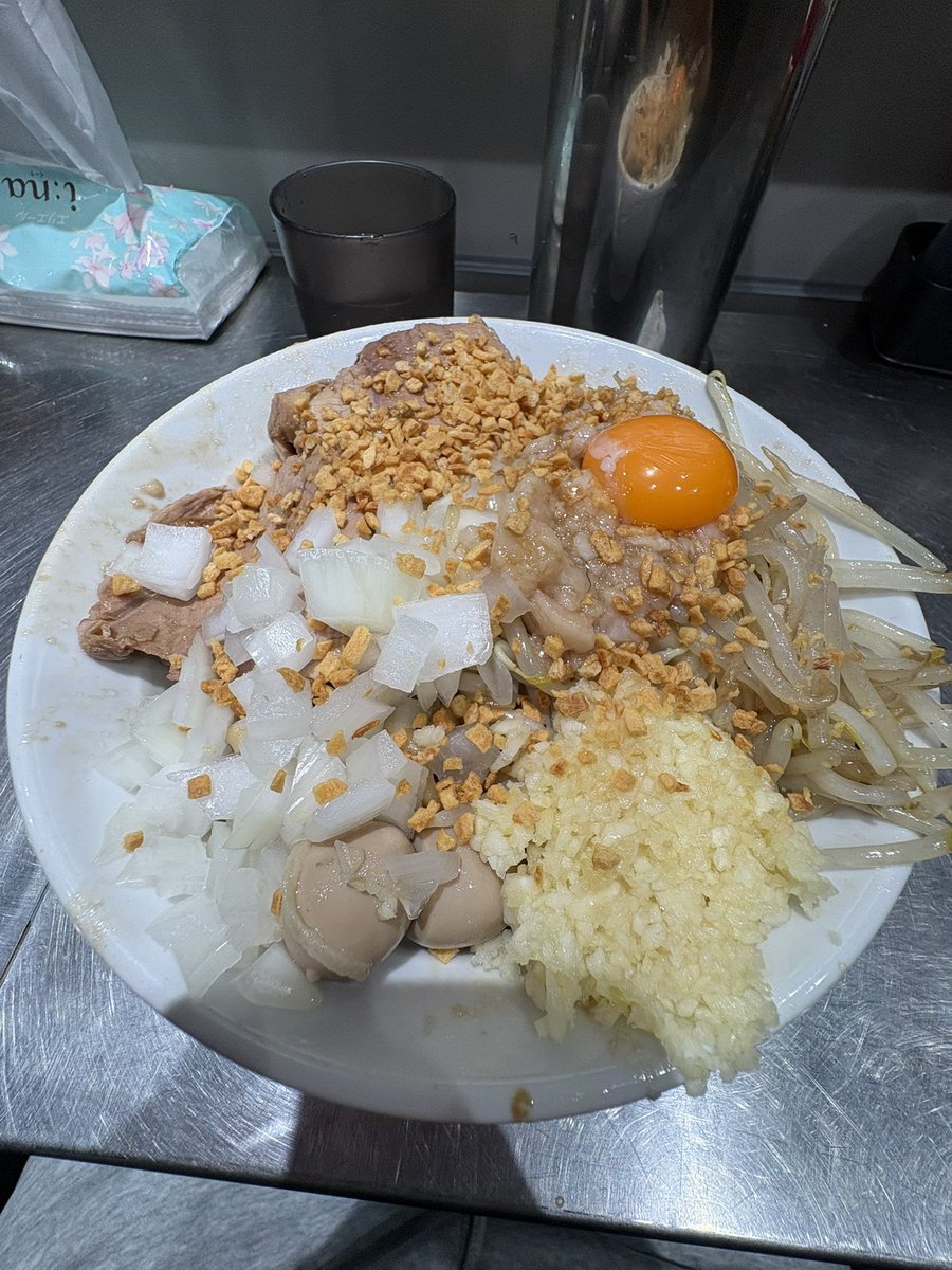 Ren01070's tweet photo. 体に悪いものを摂取🪏 https://t.co/5s5H0csDD3