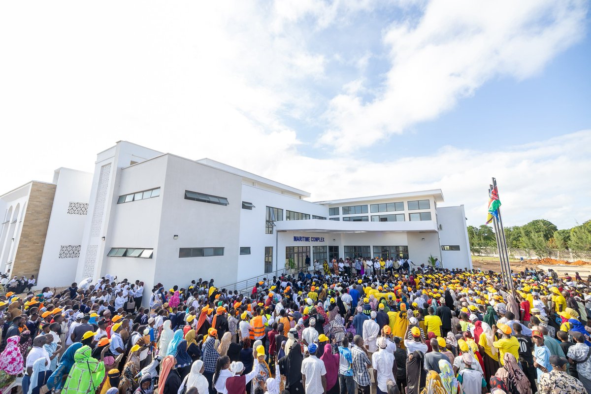 WilliamsRuto's tweet photo. Satisfied with the progress at the Kenya Coast National Polytechnic Kwale Campus in Matuga Constituency, Kwale County.

We will continue improving facilities at the campus, including water supply, electricity, and roads, and build modern student hostels under our Affordable Housing Programme.