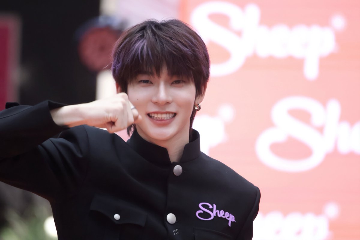 gravitysnap03's tweet photo. .., 🫳🏻🐶

                ยู้กม๋าฟันฉวย 🪥💓

— @twnpich , #twnpich ◌ 𓂂 𓈒♡

ྀི⑅ #SHEEPxTTP                  

          ⸌☻ັ⸍ #Gravitysnap 🫧 https://t.co/u8Zqi8Ql7F