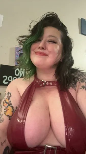 thedollylux's tweet photo. Looking to spoil your queen? Why keep me waiting. #gifts #spoil #bbw https://t.co/j0nBan4KY9 https://t.co/dhBCK6v6p0