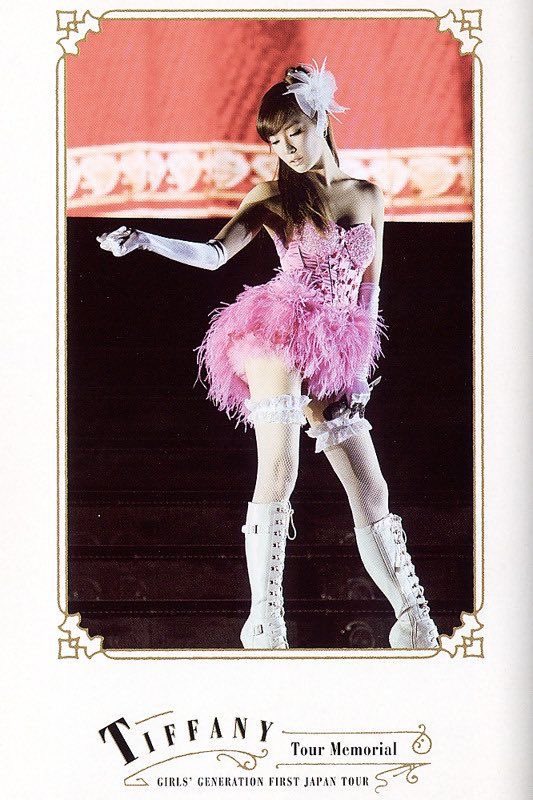 strawbunnybisou's tweet photo. tiffany lady marmalade stage u will always be famous https://t.co/R2Zj40UUeJ