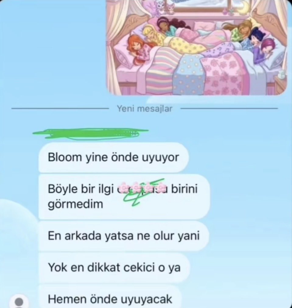 lal1nn's tweet photo. @omrges amçatak yine bacakları yaya yaya oturuyo https://t.co/FSnESPoYlm