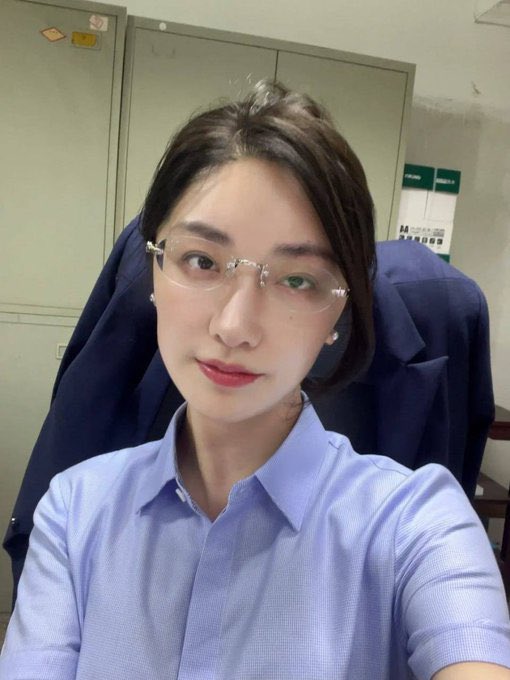 tonya61af4's tweet photo. 为什么私我的都是外国人？X上现在国内用户很少了吗？我只想和中国人聊，老外真的接受不了。 https://t.co/jYfhBHQds4