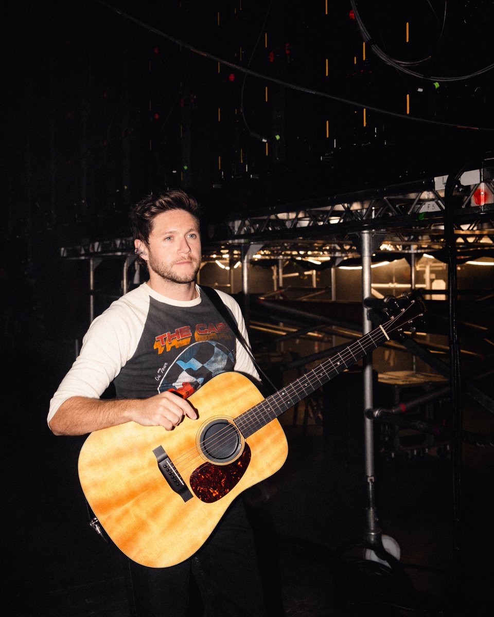 NiallOfficial's tweet photo. Night Four Glasgow https://t.co/MXQxWf9gOu