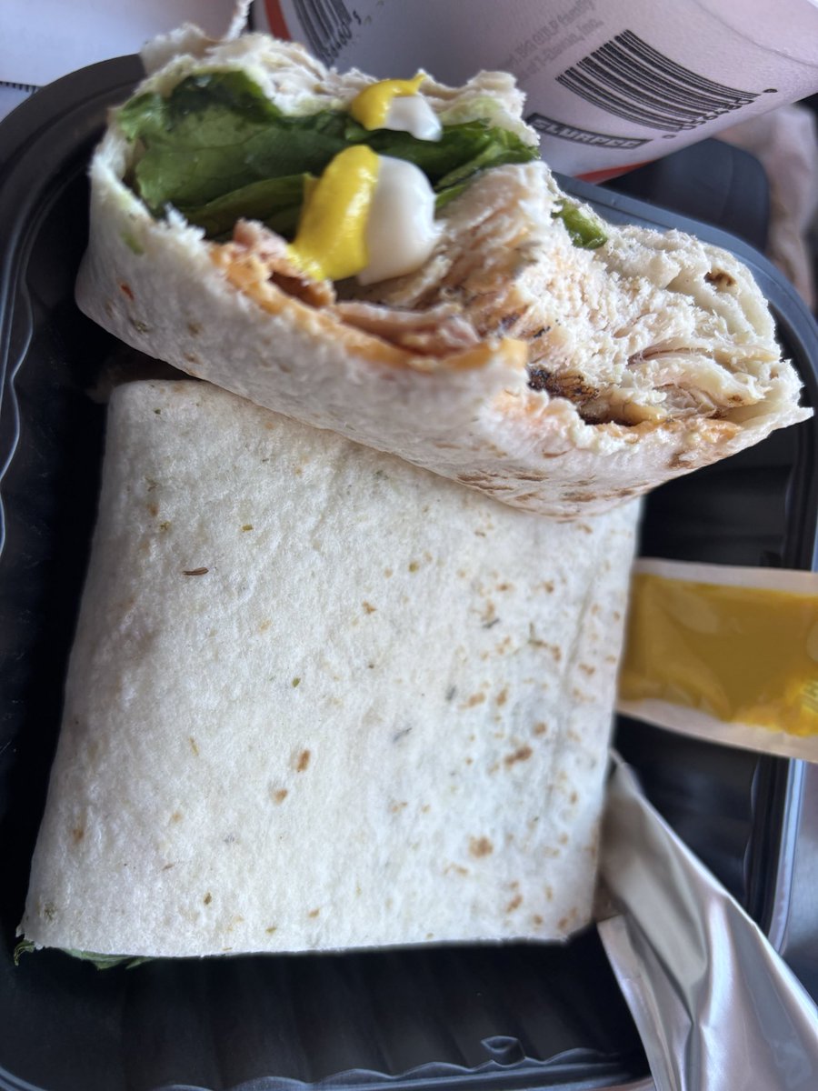 Spankmipink's tweet photo. Wrap for breakfast then back to cleaning https://t.co/TtFpMaalbv