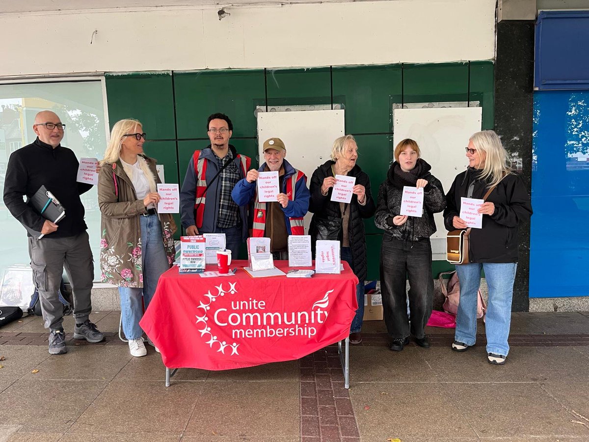 unitecomleeds's tweet photo. Members of our @Unite_Community branch & supporters were out on 19/9/26 around #Crossgates shopping centre in East #Leeds, engaging the public about grave concerns over proposed changes to legislation & funding for Special Educational Needs and Disabilities provision
#SENDreform https://t.co/fTaS5PeaZw