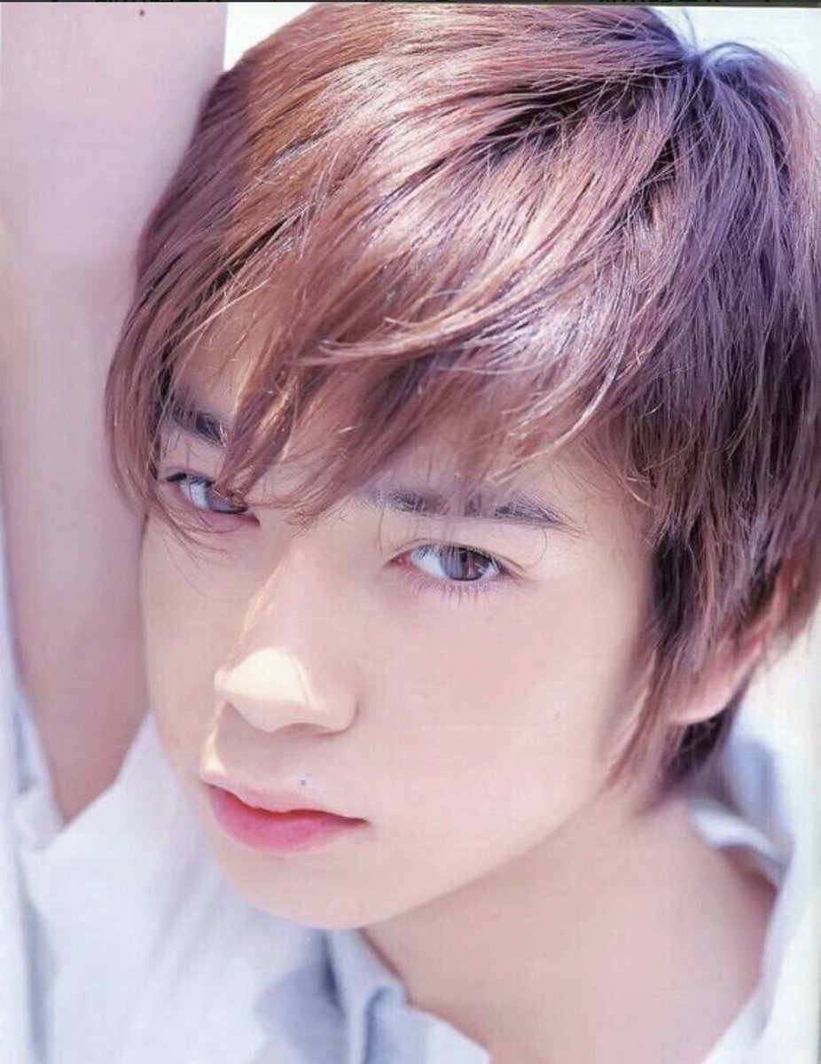 nakayoshineko's tweet photo. 今更だよ何言ってんのよ
松本潤は昔から美しいのよ
もう24年前に気付いたもん
よく美しいまま成長して下さった https://t.co/ryR23eraUo