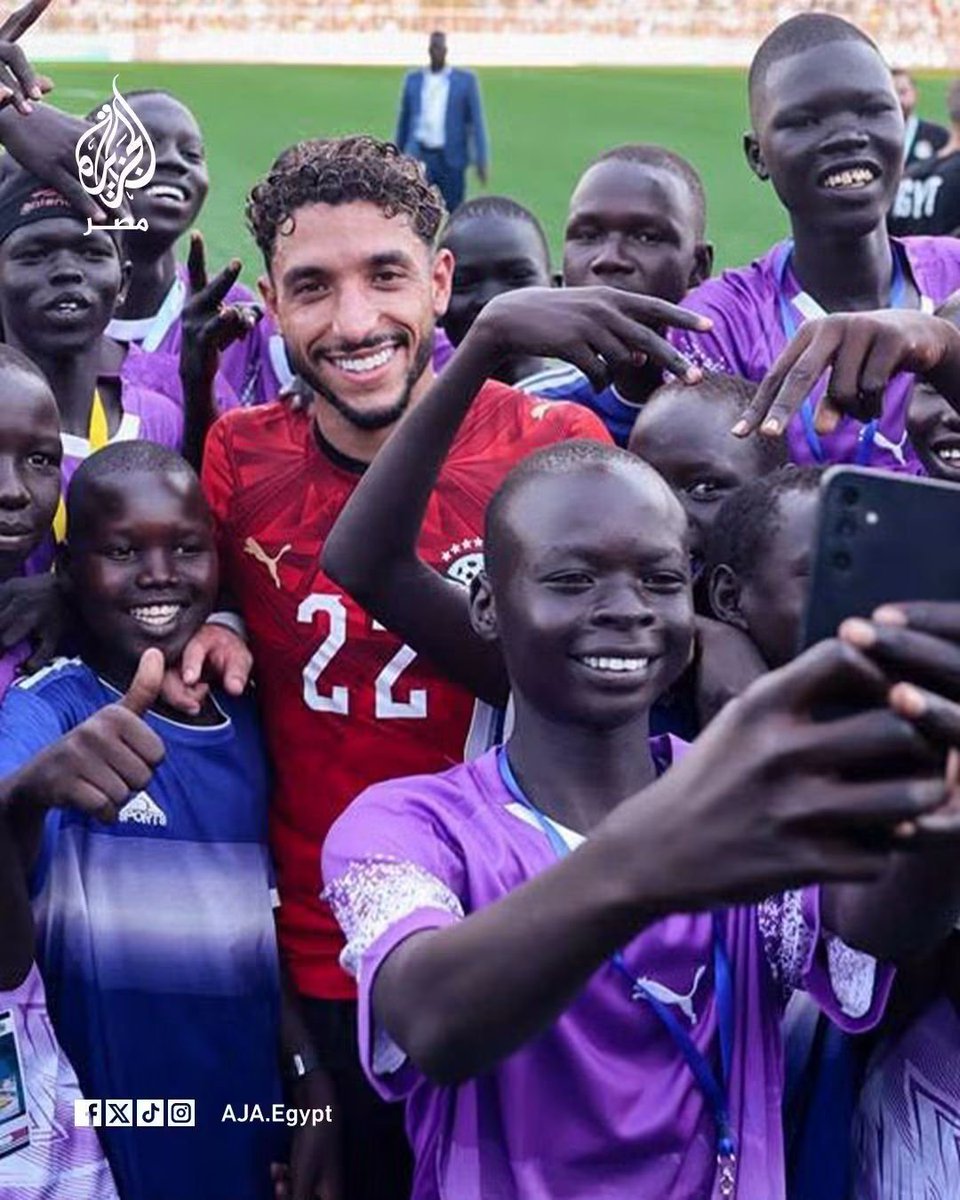 elvive672g's tweet photo. تصدق جنوب السودان مش مغلوبين فرحانين جدا بالحلب الجو لعبوا معاهم فى بلدهم 😇 https://t.co/t3qu0FeSPi