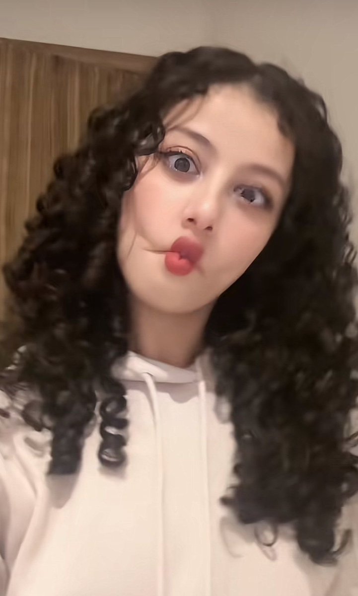 Leoygc0's tweet photo. عمتي داخت من ريحة طيزي كسمي ابي انحلب😵‍💫😵‍💫

( ما تقدر ترسل خاص ضيفني وانا بجيك خاص ) https://t.co/G7PqvdtELN