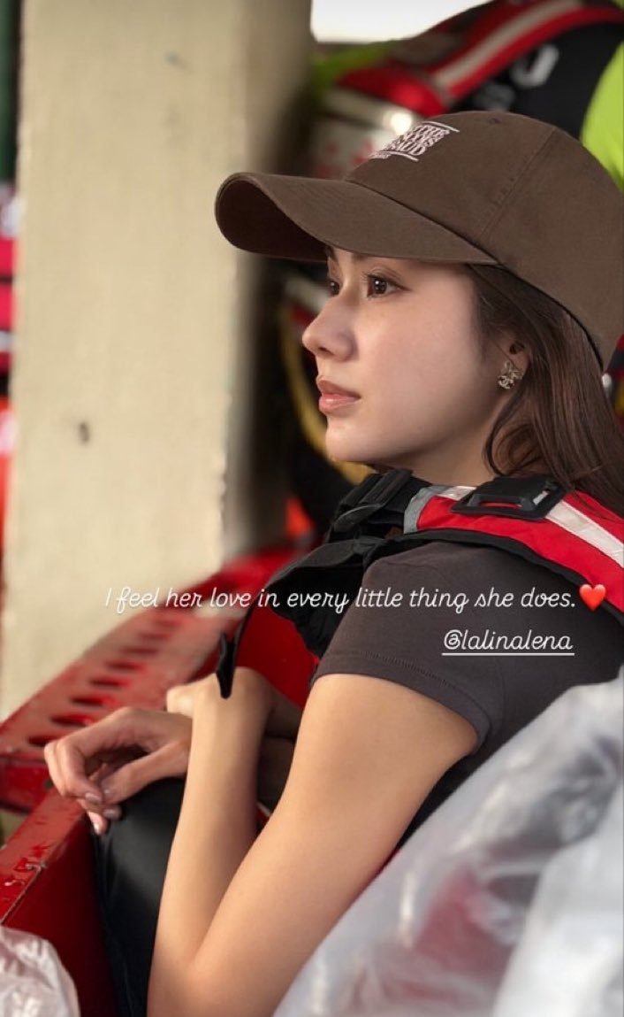 zoeforlm's tweet photo. Choosing the right person to look up to hits different. 🥺🤍 Never seen a soul quite like this—truly kind, grounded, and always showing up when it matters most. So proud.. @lena__lorena ✨ 

#lalinalena #ลีน่าลลินา https://t.co/IzFG5BV1aO