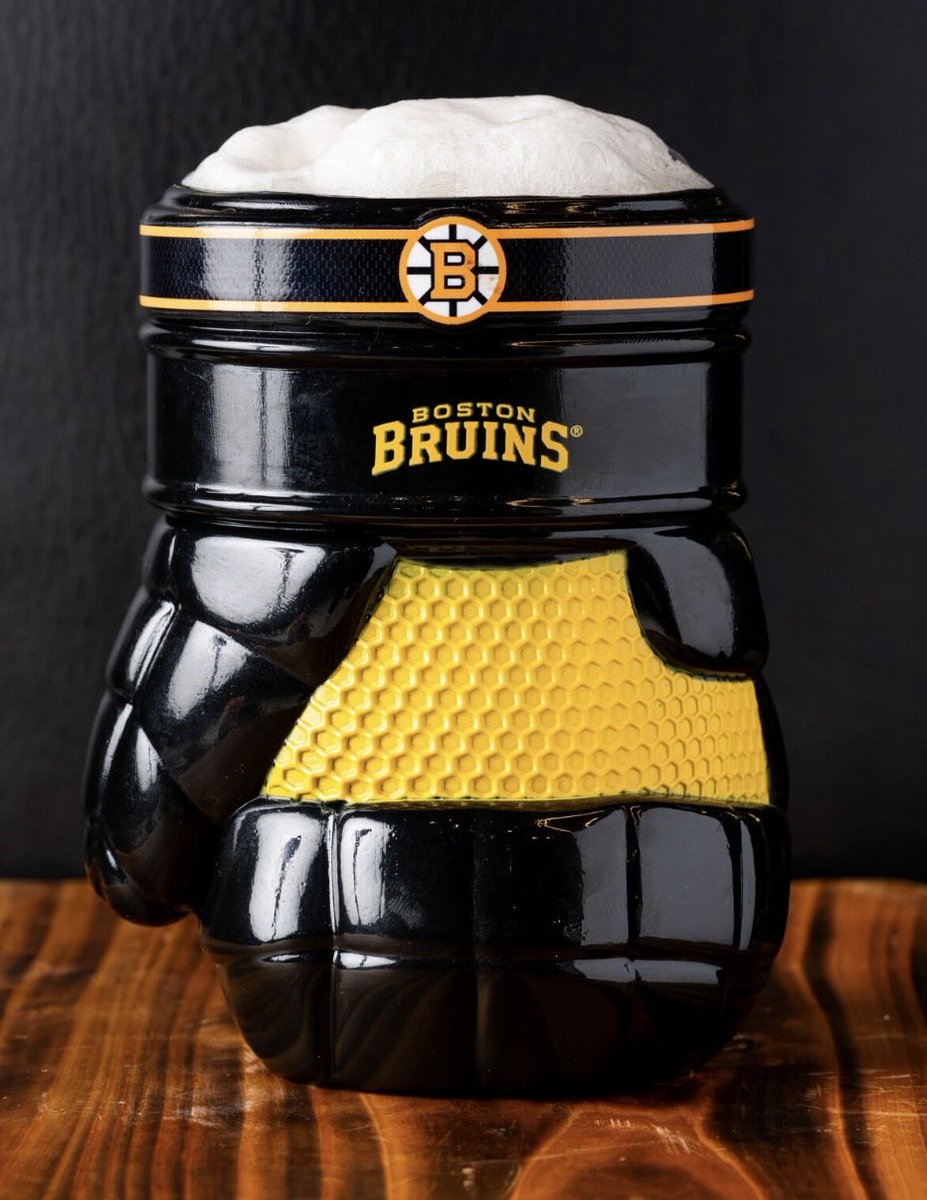 EvanMarinofsky's tweet photo. Bruins fans can now get a Beer Glove at TD Garden starting in late October https://t.co/dJdVGjSFmY