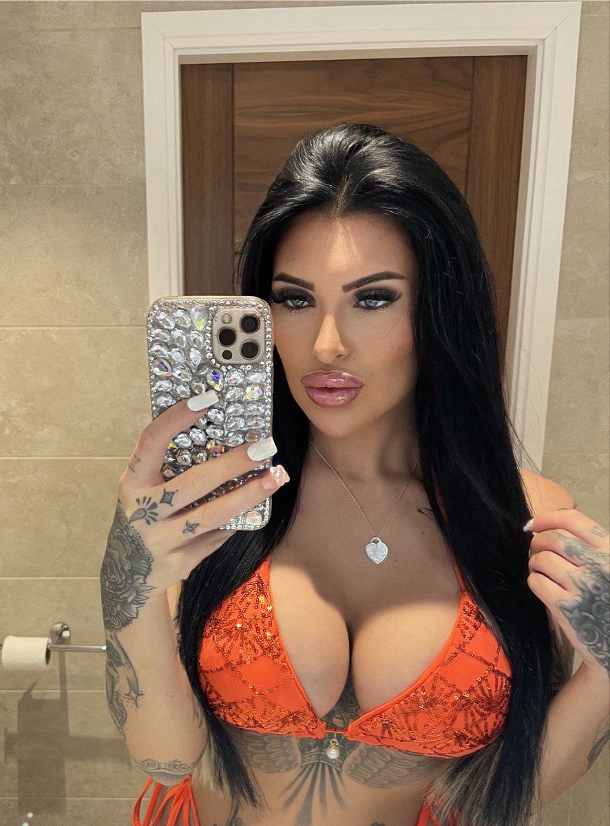 inkedddoll's tweet photo. @WomenOfOnlyFans https://t.co/jv2jCvPEeI