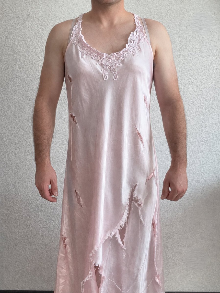 Thesinfulsatin's tweet photo. Ripping another satin nightgown #satin #ripping
Before After https://t.co/9GXdxtvetb