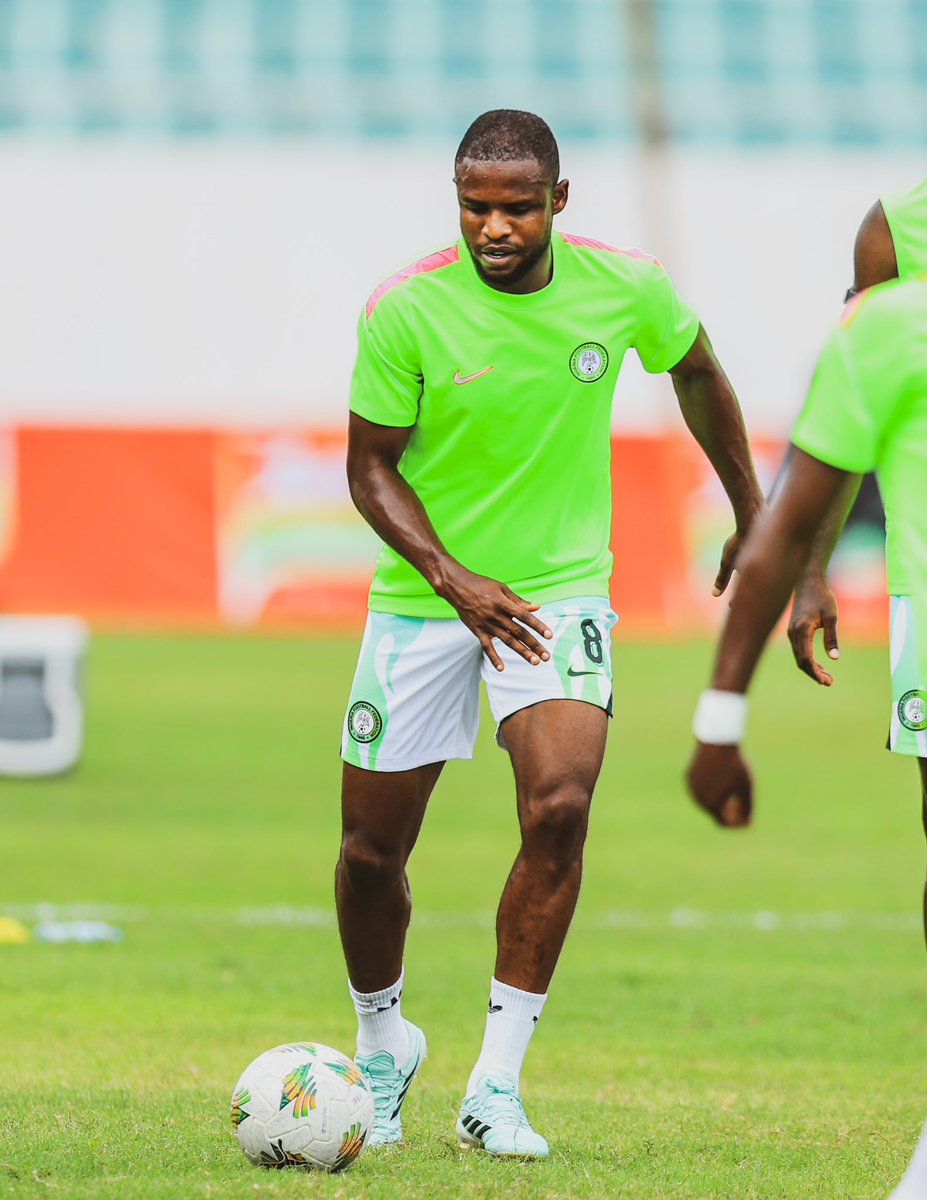 NGSuperEagles's tweet photo. ⁠ Warm ups done, kick off imminent. https://t.co/dgDX733hBI