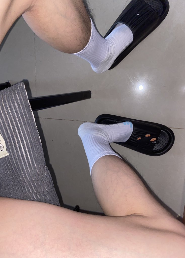 fly132520's tweet photo. 洗澡🛁 https://t.co/aYu7Gf38Dr