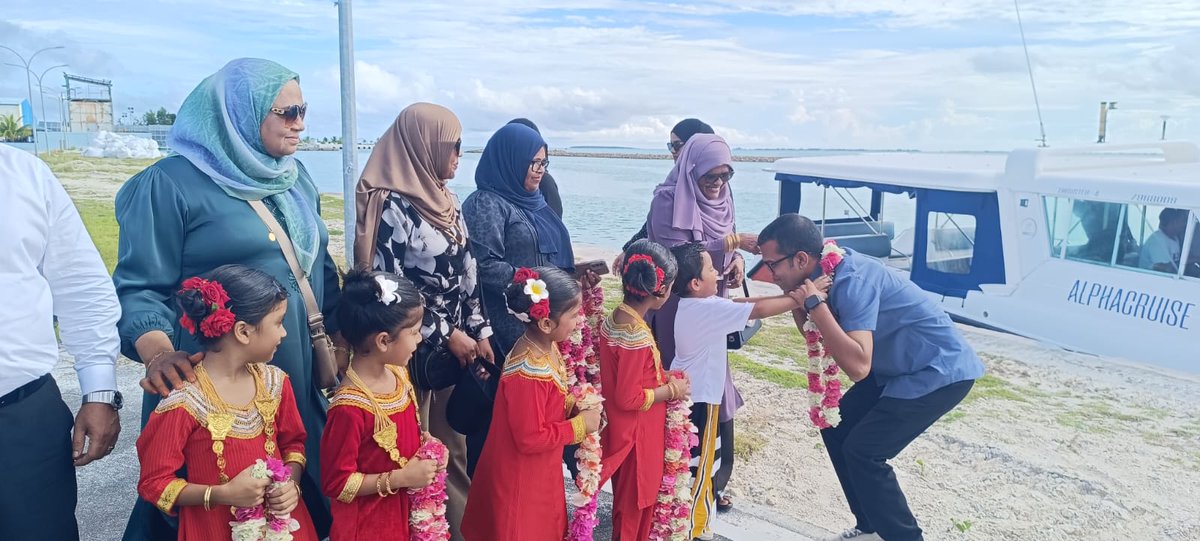 pnchulhudhoo's tweet photo. MWSC Managing Director Hussain Fahmy and his team visited Hulhumeedhoo today to inspect the water and sewerage facilities following the recent agreement between MWSC and FENAKA.

#PNCHulhudhoo #Muizzu2028 #DhiveheengeRaajje @MMuizzu @HussainFahmy09 @MWSC_Official https://t.co/o148dP9vAU
