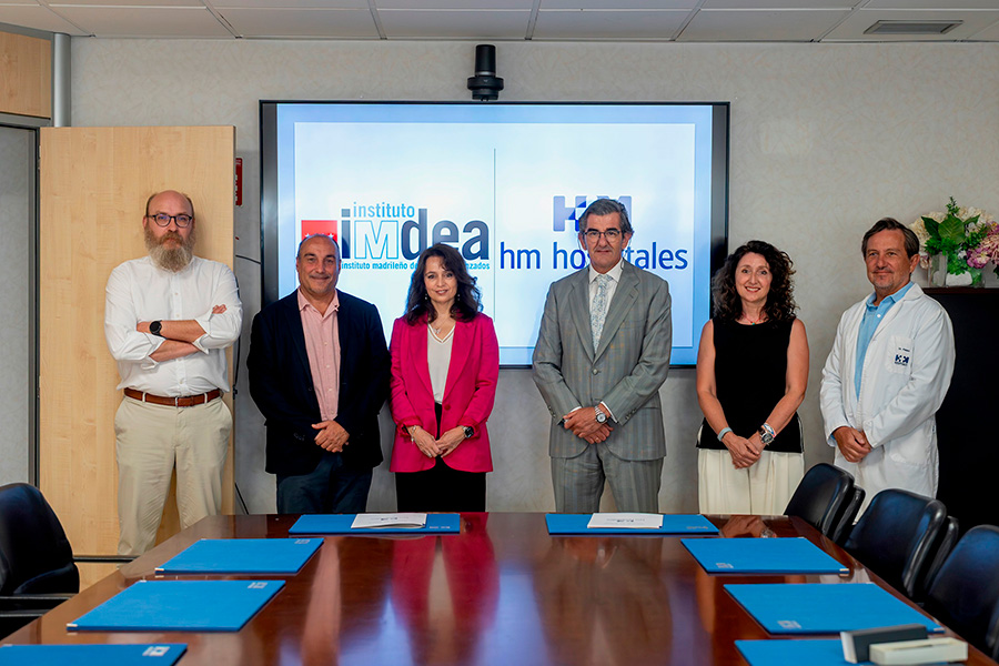pharmamarket's tweet photo. #I+D | IMDEA Nutrición y la Fundación de Investigación HM Hospitales sellan una alianza para impulsar la nutrición de precisión y su aplicación clínica

🗞️https://t.co/YHWo5mKfHP

@IMDEANutricion |@HMHOSPITALES |@ComunidadMadrid |@FatimaMatuteCM https://t.co/FvYQFiMZpw
