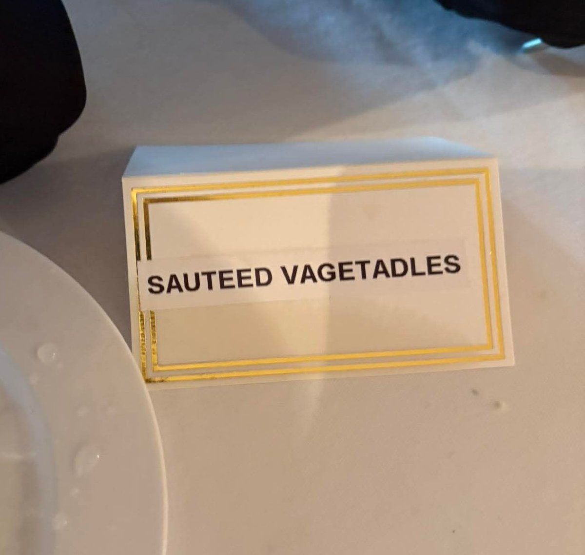 LindaEdits's tweet photo. It's #TypoTuesday. What are your choices from the food buffet? #amediting #amproofreading #typos https://t.co/6Cno4p5IlL