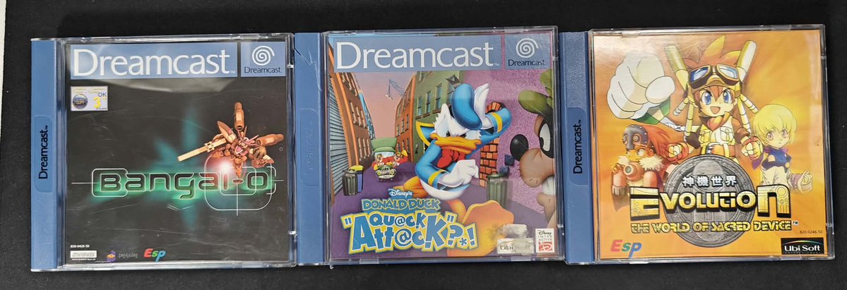 TzibuTwitch's tweet photo. Well here is some stuff that I unboxed on 12.9. stream. I've been ill so couldn't take the picture until now. Next time the content will be more epic.
2/6
#tzibu #retro #retrocollector #ultima #daikatana #johnromero #dreamcast #sega https://t.co/lYdNN5pQby