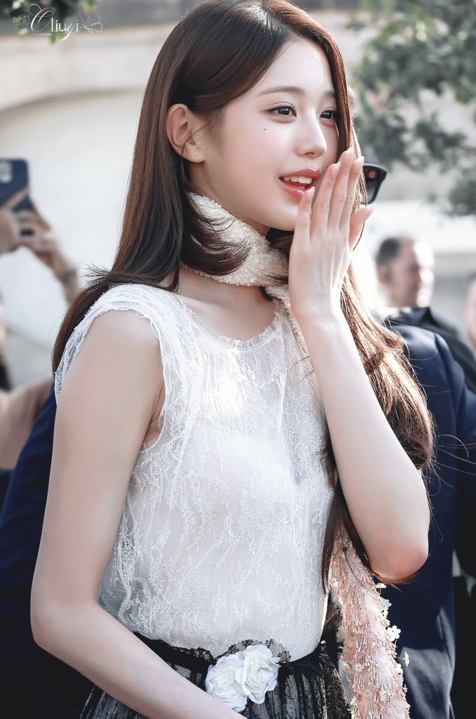 Oliuyi_0831's tweet photo. 260929🍃

 #아이브 #IVE #장원영 #JANGWONYOUNG #원영 #WONYOUNG #ウォニョン
#WonyoungxDiorSS27
#DiorSS27 @Dior https://t.co/ifNhtgPT34