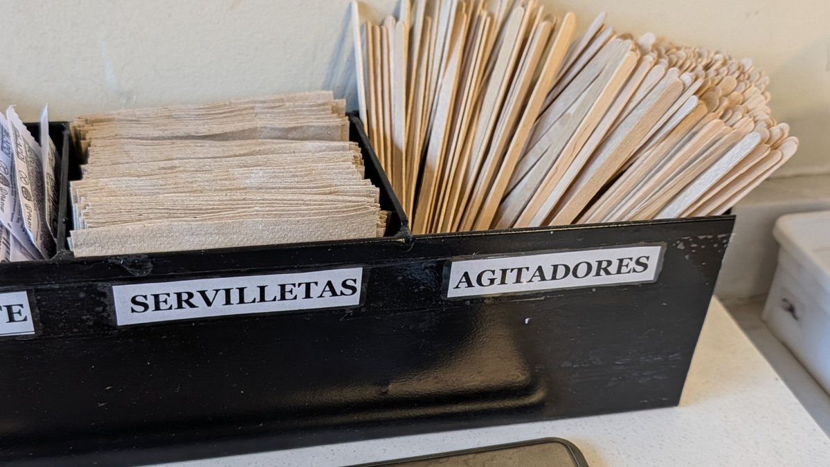 niqueco's tweet photo. Los jueces de Lago Escondido vs los de Justicia Legítima. (!) https://t.co/Je1XjrzZJF