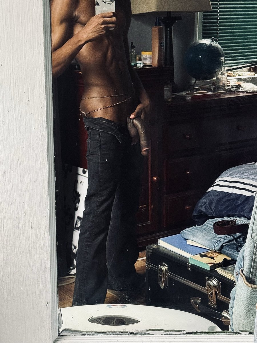plant_twink69 tweet picture
