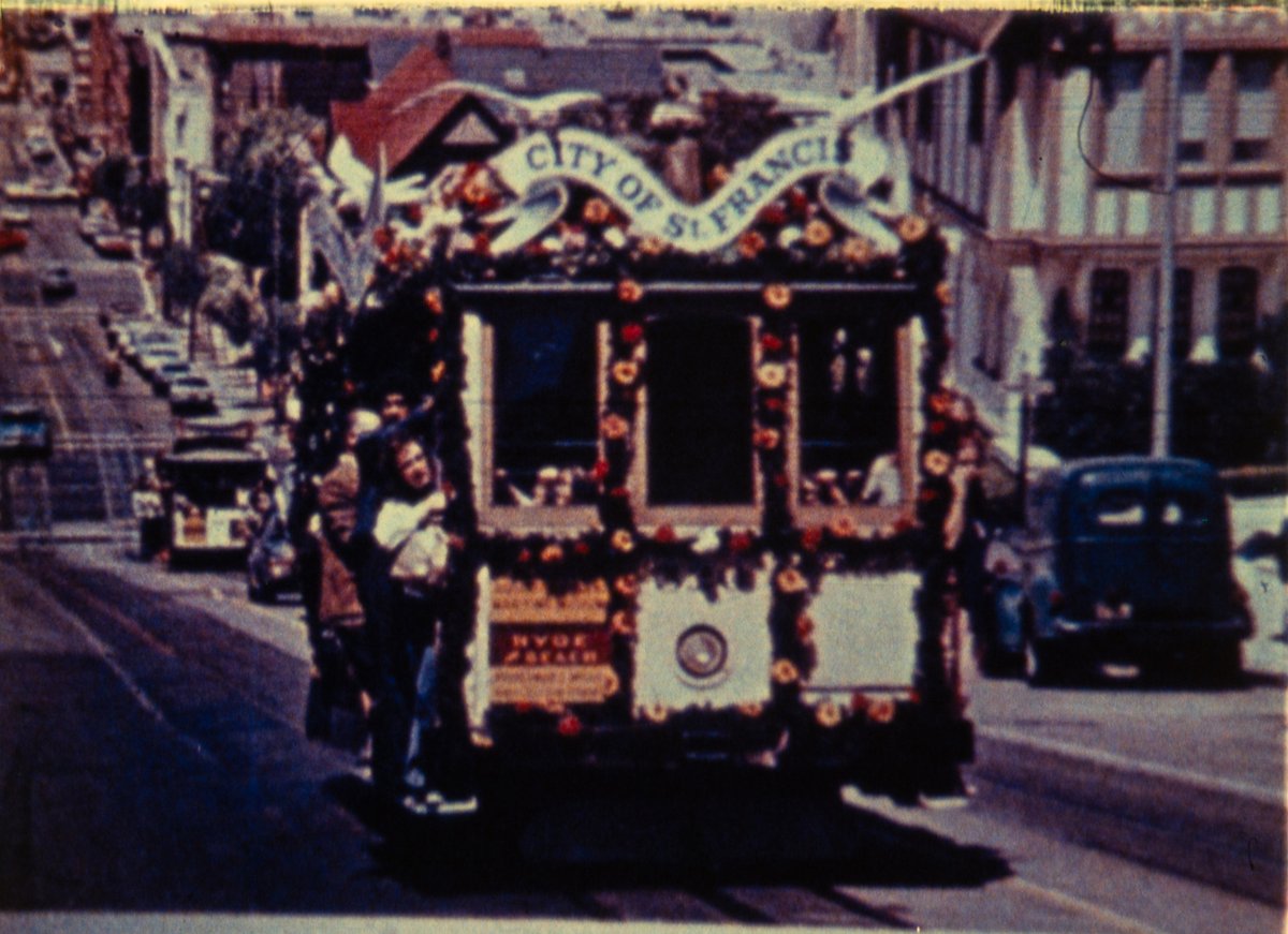 canyoncinema's tweet photo. Upcoming Screening!

49 Square Miles Surrounded by Reality: 
The City Envisioned by Canyon Cinema

6pm Wednesday, October 14
@roxietheater, San Francisco

Part of The Roxie’s Arthouse 50 series

Images: Cable Car Melody (Charles Wright, 1986) https://t.co/ScWi3dahJx
