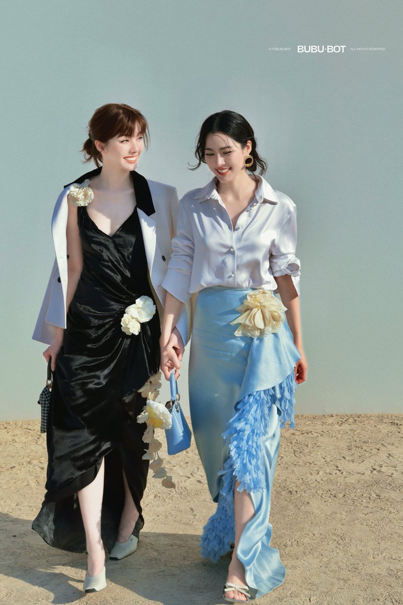 BellaS2Tae's tweet photo. Another Paris Fashion Week, another unforgettable fashion chapter for LingOrm.

LINGORM BA DIOR AT PFW 
#DiorSummer27xLingOrm https://t.co/oNGotPru4X