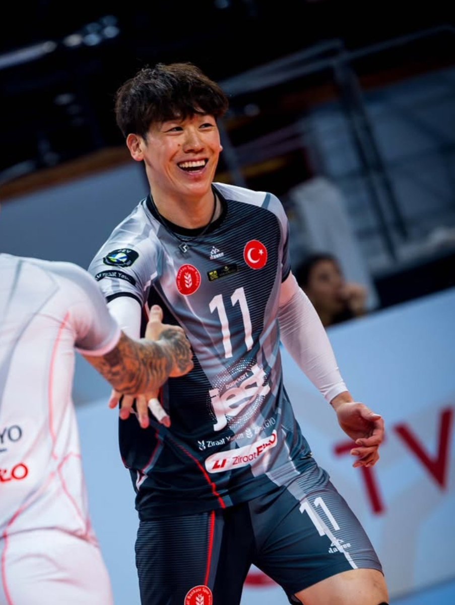 Temmzvolley's tweet photo. 🇯🇵Yuki Ishikawa vs 🇹🇷Gebze (4 set)

21 pts
%67  18/27
%36 pos  %12 perf  25 top 
1 blok  2 ace
+17 

#FriendlyGames (@VAktuel ) https://t.co/MMRXIn8YuO