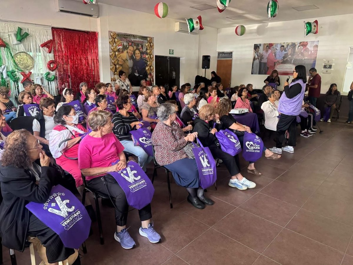 evelyn_parraA's tweet photo. ☀️ ¡Buenos días, mi gente!

En Casa Violeta llevamos herramientas para proteger a las familias. 💜

Hoy hablamos sobre la importancia del testamento, porque prevenir también es cuidar. 📜🏠

Casa Violeta: acompañar, orientar y transformar. 💜

#CasaVioleta #VCarranza https://t.co/5pIYw8cLWK