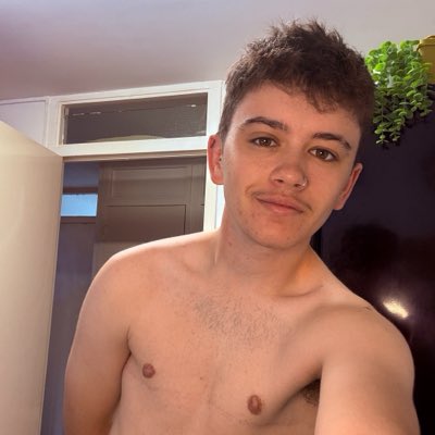 Tobyftmtwink's tweet photo. #NewProfilePic https://t.co/5Y3Z4wl3Wc