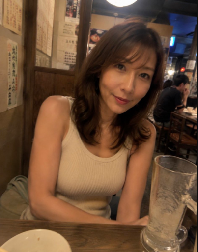 Mary1489161's tweet photo. 50代でも、まだ誰かに必要とされていいのかな…って思っちゃいます🥲 https://t.co/Tlox9VqK8h