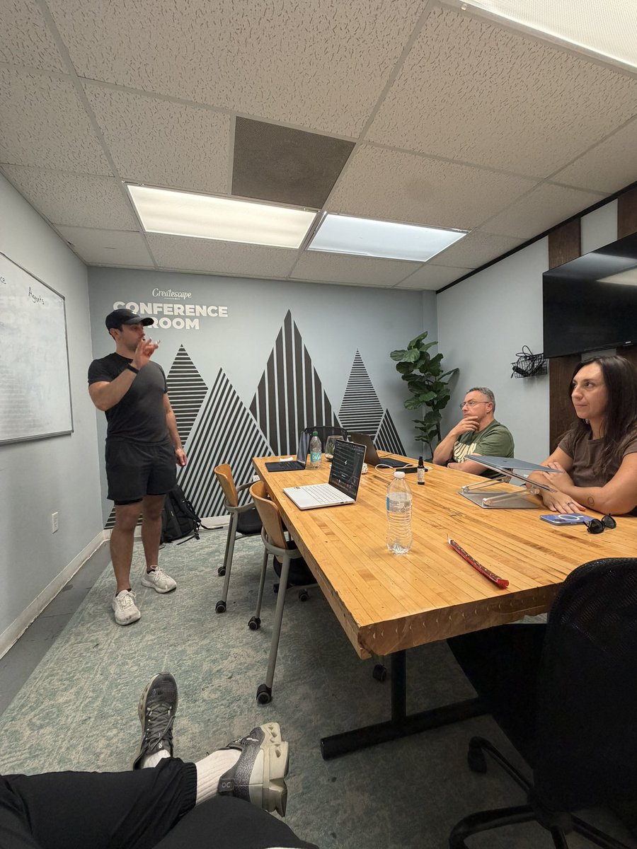 JaredMintzlaff's tweet photo. Company offsite this week in Austin. Can’t beat a whiteboard session and some classic startup bonding 🙌 https://t.co/u0MLbaSWFA