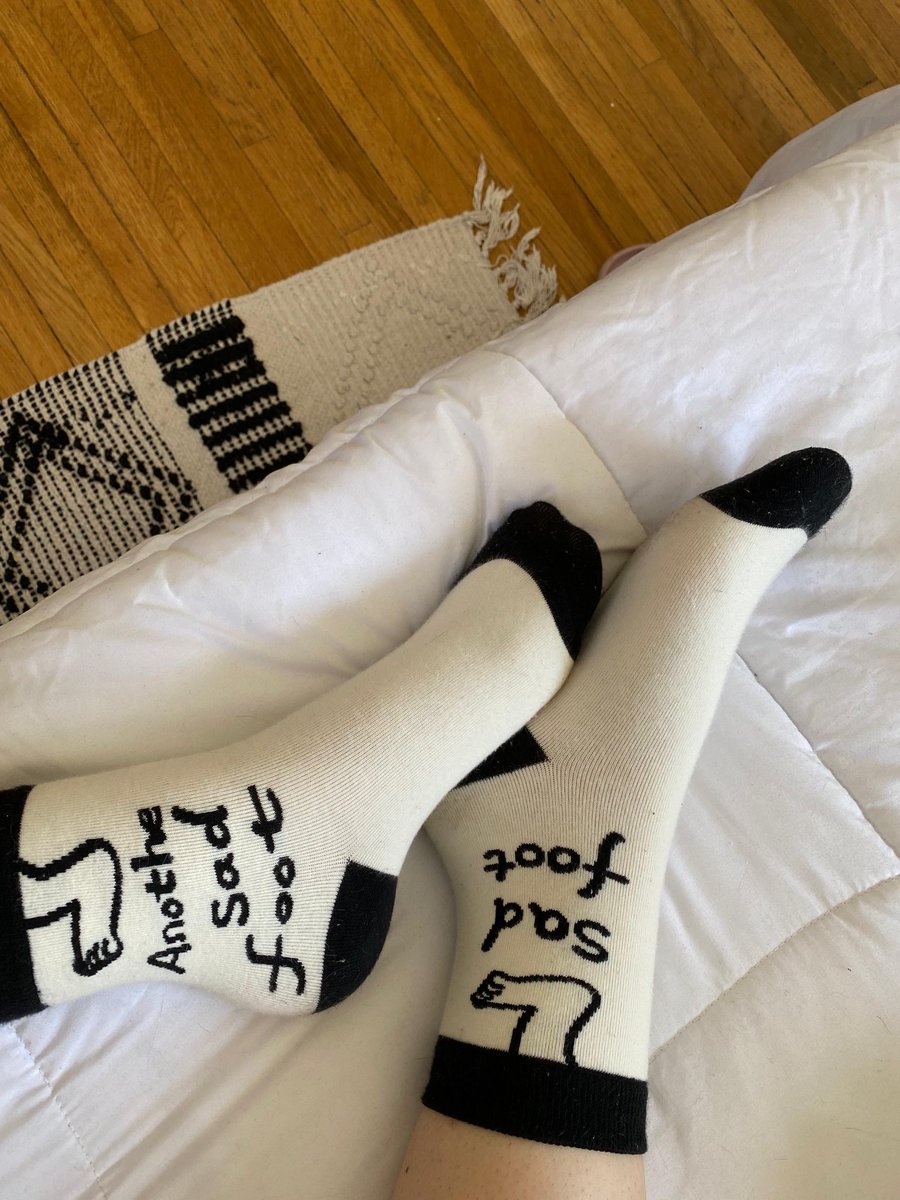 chicanatrix's tweet photo. Anti-People Person 🙄

Because “professional misanthrope” wouldn’t fit on the sock 😉

I hate people democratically 😏

Men, however, get preferential treatment 🙇🏻‍♂️🦶🏻

#footfetısh #feetfetish #footworship #feetworship #femdom https://t.co/RjnPJoE3oL
